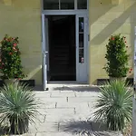 Hotel Restaurant L'epicurial Saint-Pey-de-Castets