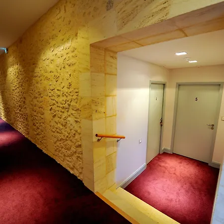 Logis- Restaurant L'epicurial 3*