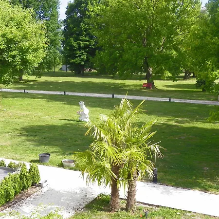 Hotel Logis- Restaurant L'epicurial