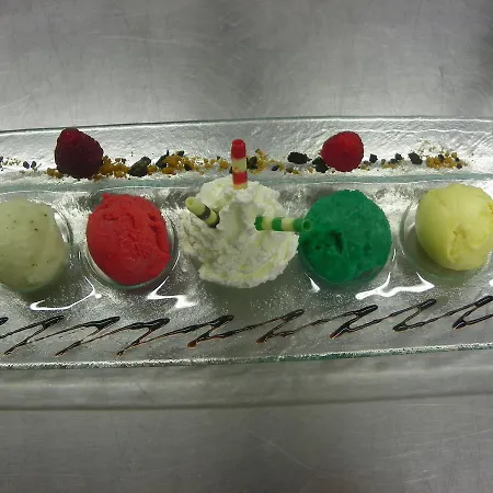 Hotel Logis- Restaurant L'epicurial 3*