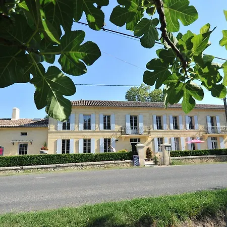 Logis- Restaurant L'epicurial Hotel Saint-Pey-de-Castets