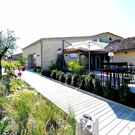 Hotel Logis- Restaurant L'epicurial 3*