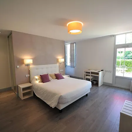 Logis- Restaurant L'epicurial 3* Saint-Pey-de-Castets