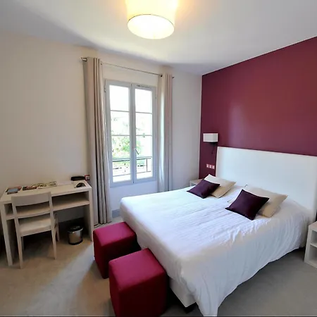Logis- Restaurant L'epicurial 3* Saint-Pey-de-Castets