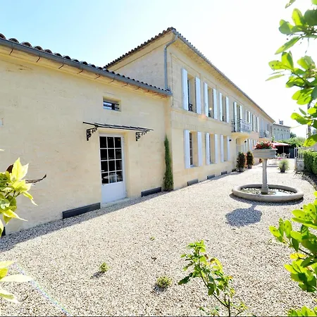 Hotel Logis- Restaurant L'epicurial 3*