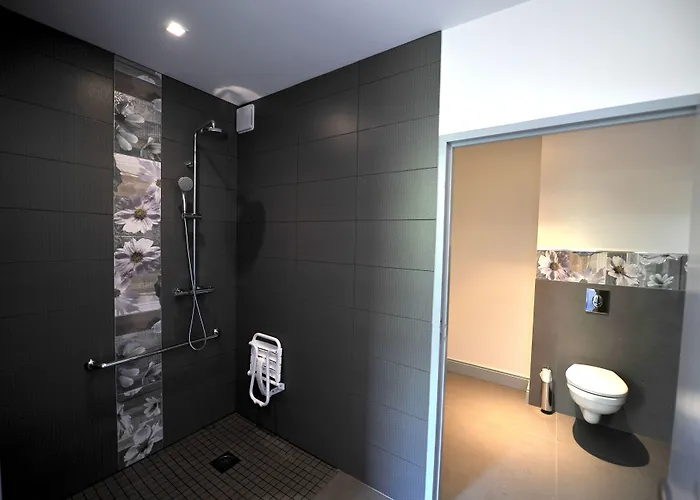 Logis- Restaurant L'epicurial 3*