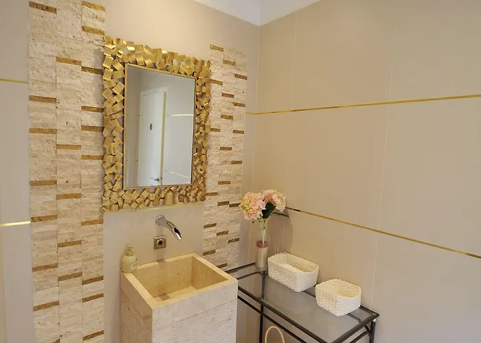 Logis- Restaurant L'epicurial 3* Saint-Pey-de-Castets