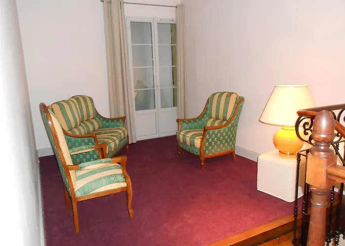 Logis- Restaurant L'epicurial Saint-Pey-de-Castets