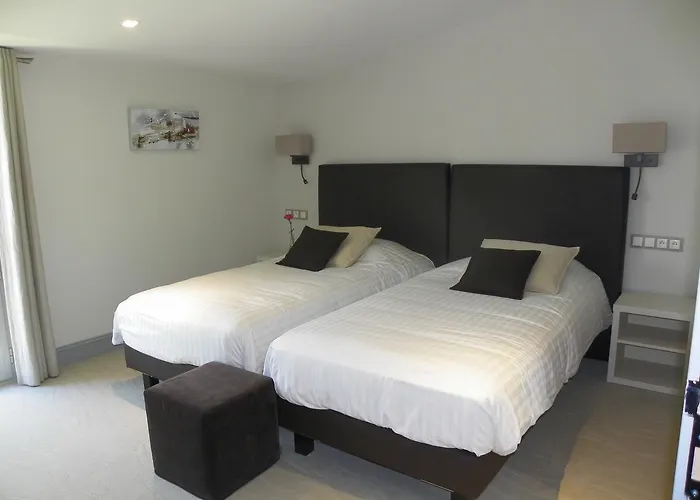 Logis- Restaurant L'epicurial 3*