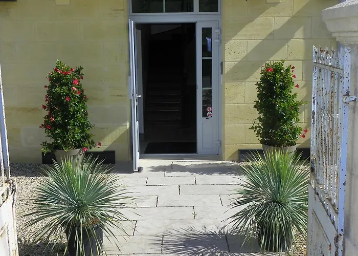 Hotel Logis- Restaurant L'epicurial Saint-Pey-de-Castets