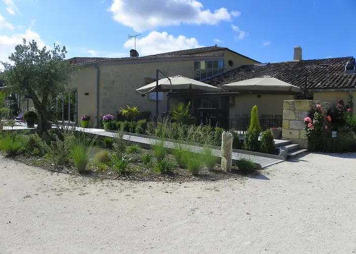 Logis- Restaurant L'epicurial Saint-Pey-de-Castets