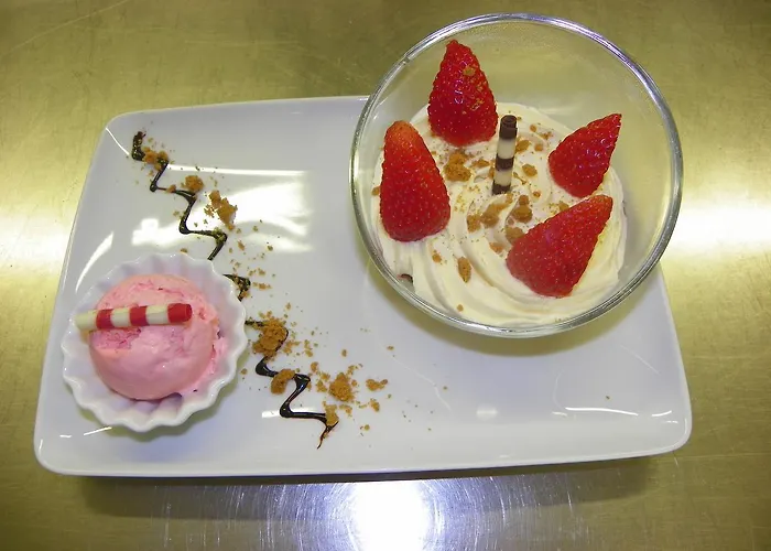 Logis- Restaurant L'epicurial Hotel 3*