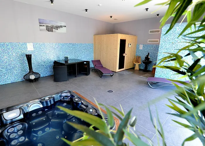 Logis- Restaurant L'epicurial 3*