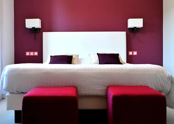 Logis- Restaurant L'epicurial 3* Saint-Pey-de-Castets